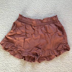 Salmon Aerie Ruffle-trim Shorts in Size Medium